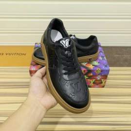 Picture of Louis Vuitton Shoes _SKULVsz38-44mnf025616946
